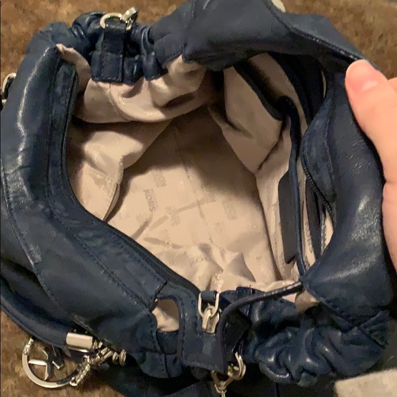 Blue Michael Kors bag - Picture 5 of 8